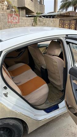 هیۆندای ئەلەنترا